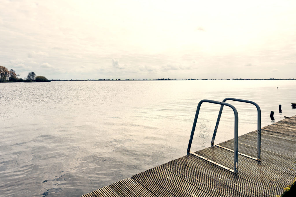 zwemtrap steiger westeinderplassen aalsmeer zwemmen